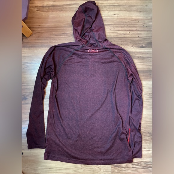 Under Armour Athletic Long Sleeve - Picture 4 of 4